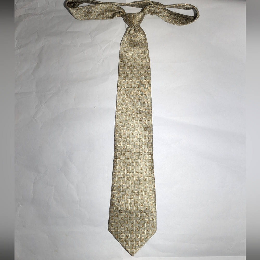 MARQUIS Elegant Gold Patterned Mens Tie